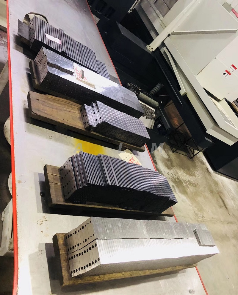 Cross Roller Table VRU Series from China manufacturer ALM