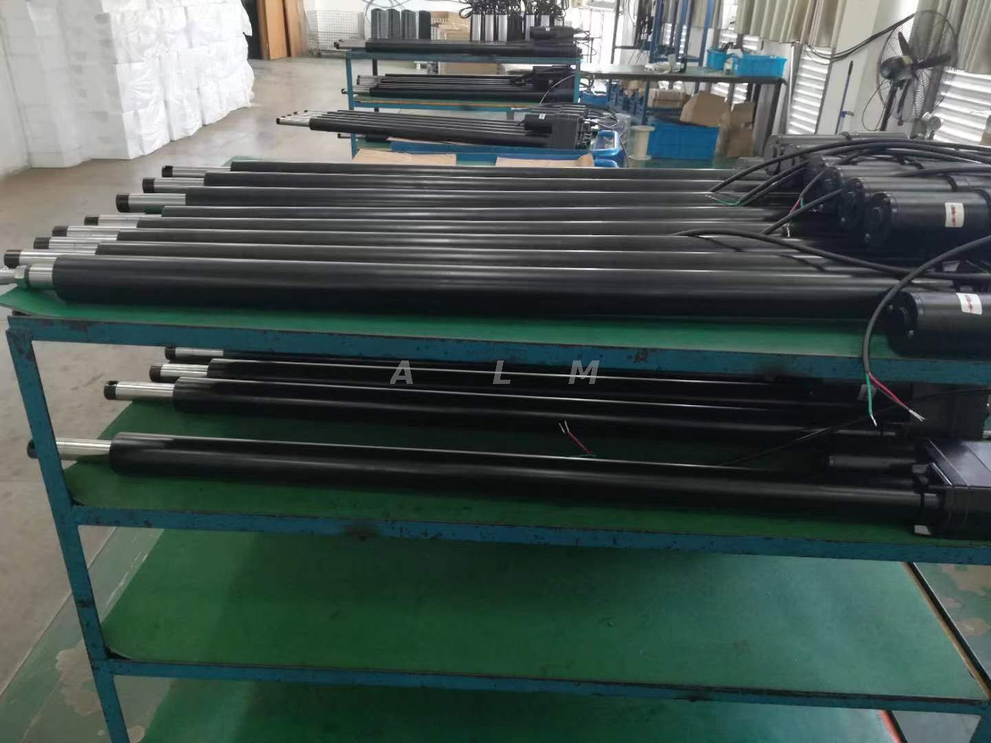 What is the structure and working principle of the electric linear