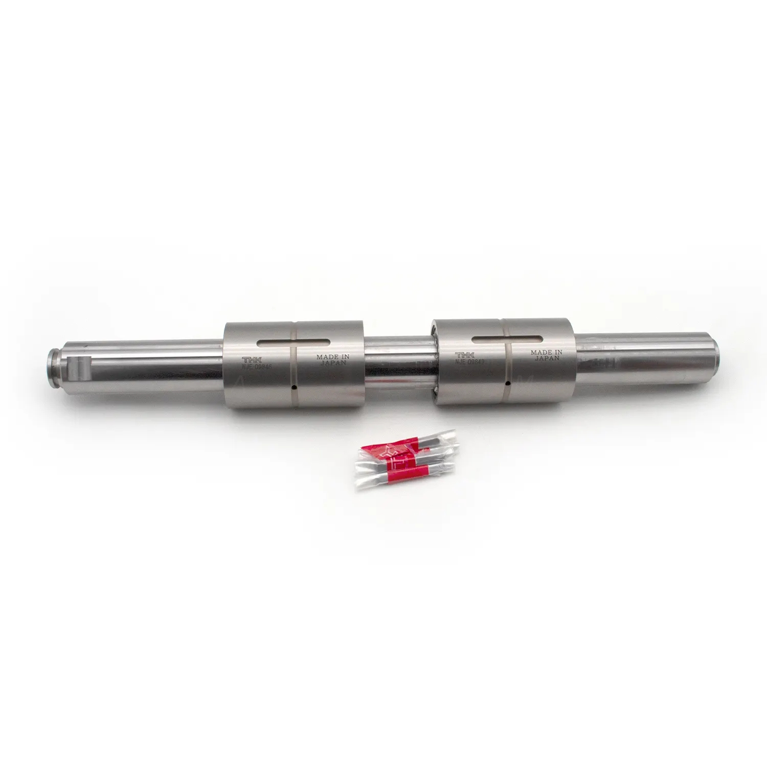 THK LT13 LT16 LT20 Linear Motion Ball Spline Nut Shaft from China